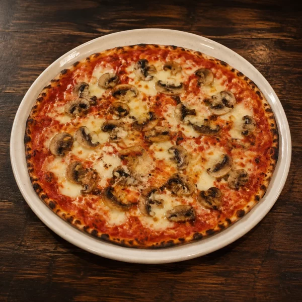 Pizza romana rossa ai funghi, sottile e croccante